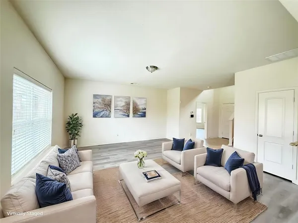 $2,050 | 1223 Arizona Drive, Princeton, TX 75407