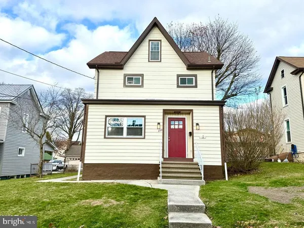 $220,000 | 233 Columbus Avenue, Cresson, PA 16630