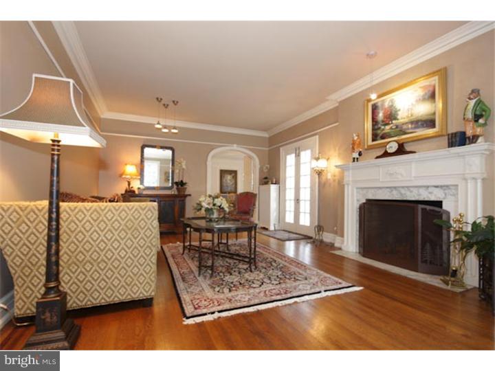 555 North Stanwick Road Moorestown, NJ 08057 - Photo 4 of 24