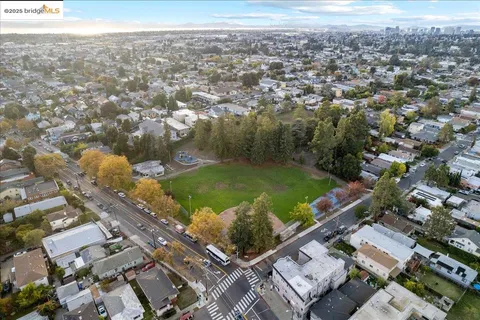 $789,000 | 3829 Brookdale Avenue, Oakland, CA 94619