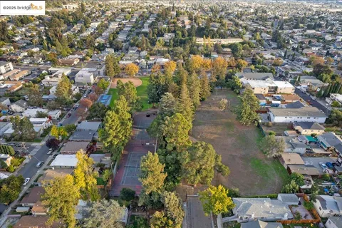 $789,000 | 3829 Brookdale Avenue, Oakland, CA 94619