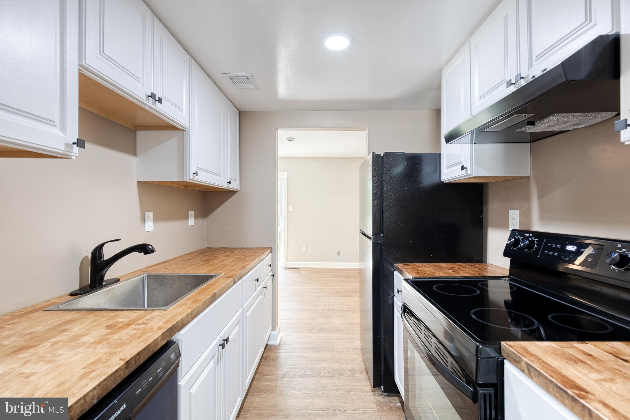 1869 Robin Court Severn, MD 21144 - Photo 8 of 23