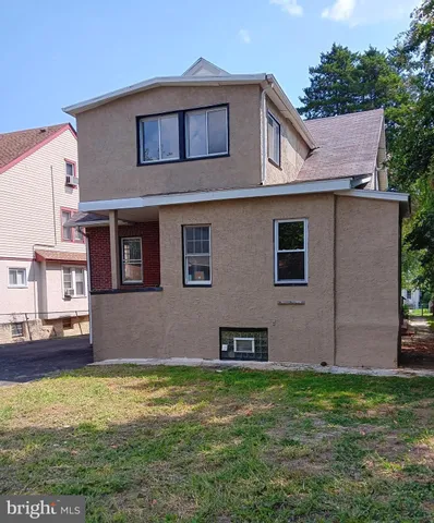 $1,800 | 238 Penn Boulevard, Lansdowne, PA 19050