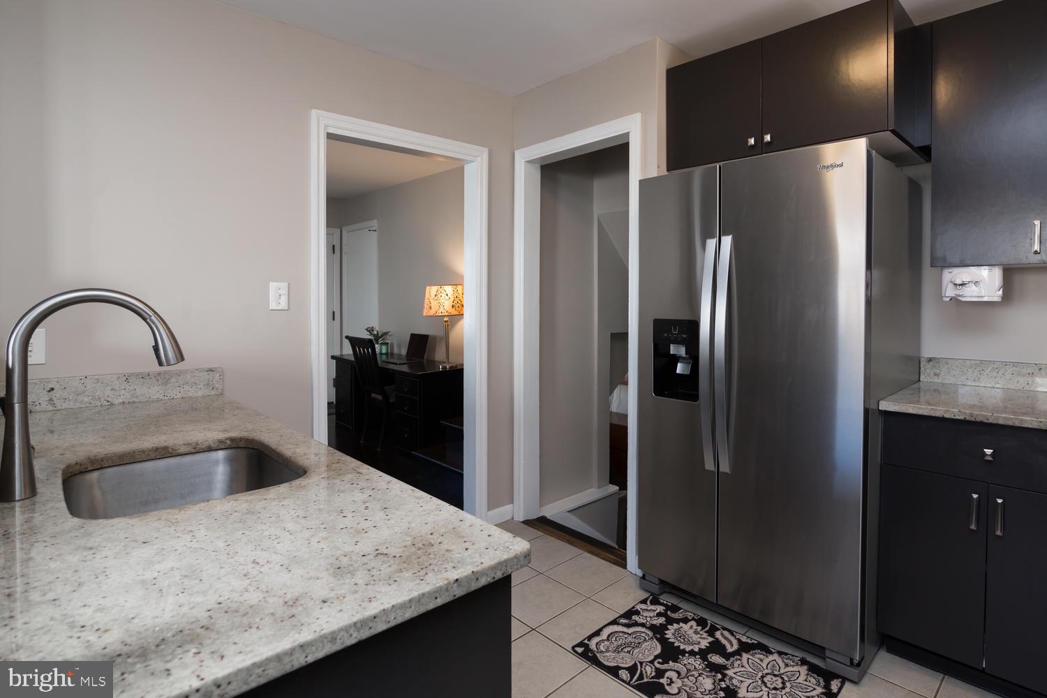 2019 Spring Mill Road Conshohocken, PA 19428 - Photo 12 of 36 Gallery Image 12