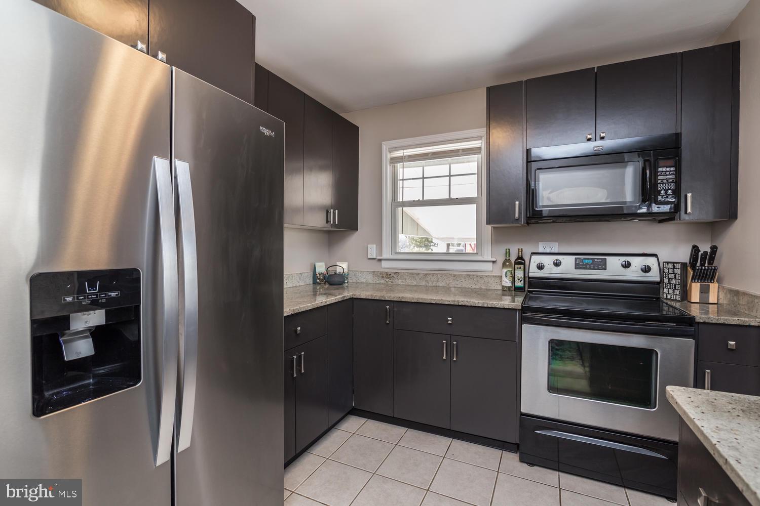 2019 Spring Mill Road Conshohocken, PA 19428 - Photo 15 of 36 Gallery Image 15