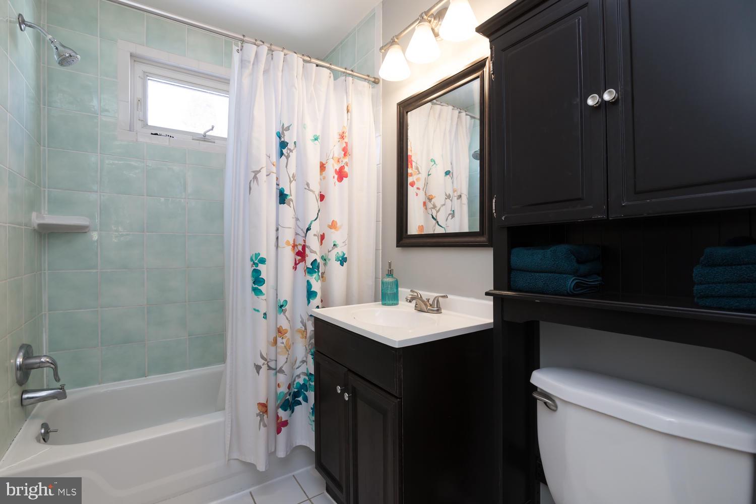 2019 Spring Mill Road Conshohocken, PA 19428 - Photo 24 of 36 Gallery Image 24