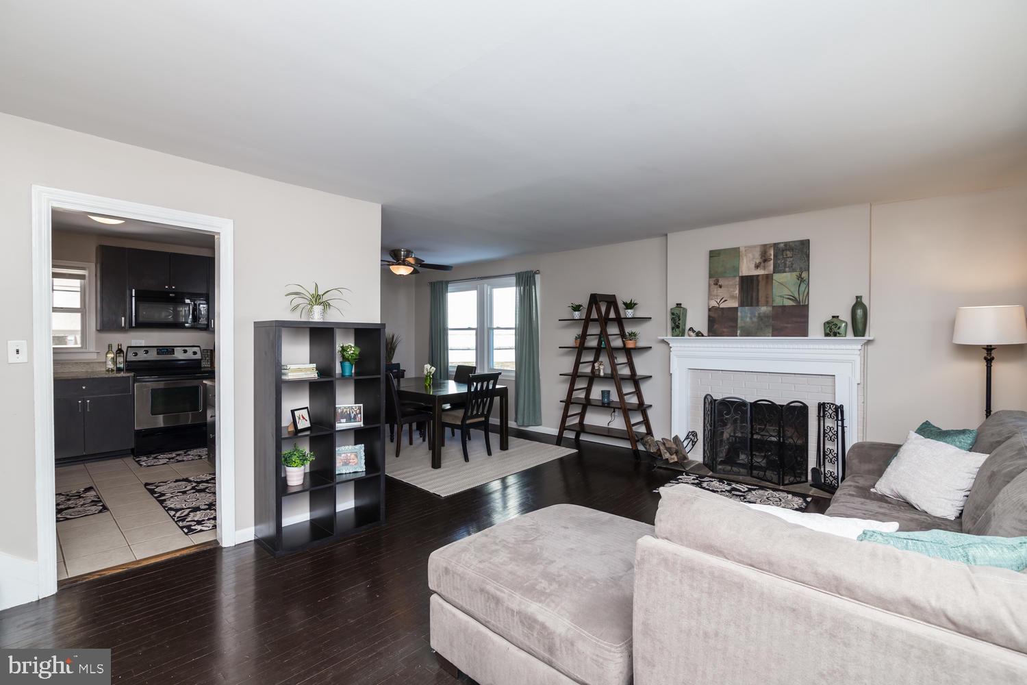 2019 Spring Mill Road Conshohocken, PA 19428 - Photo 4 of 36 Gallery Image 4