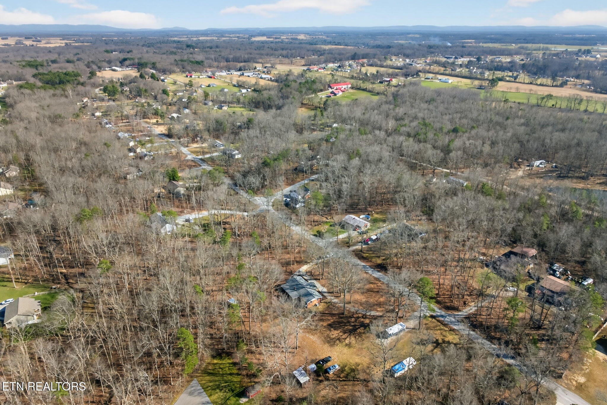 1112 North Shady Ln Loop Clarkrange, TN 38553 - Photo 34 of 37