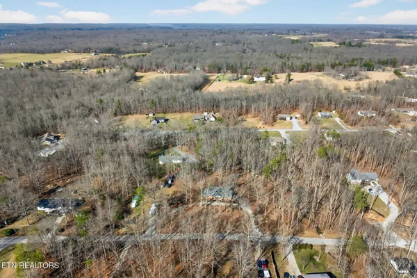 $299,900 | 1112 North Shady Ln Loop, Clarkrange, TN 38553