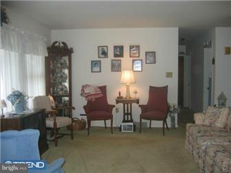 1216 Lorraine Road Reading, PA 19604 - Photo 5 of 12 Gallery Image 5