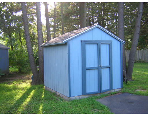 63 Powder Mill Road Southwick, MA 01077 - Photo 7 of 8 Gallery Image 7
