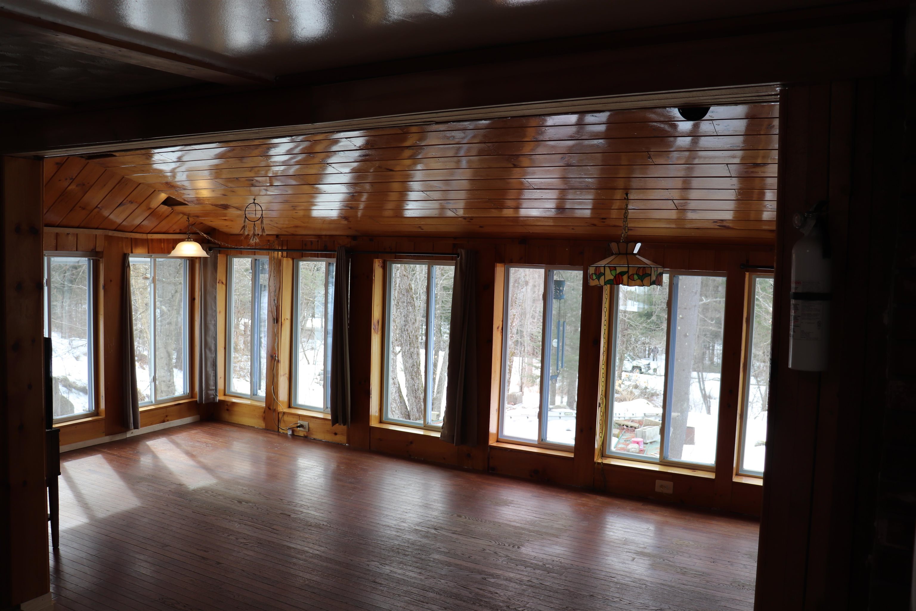 47 Wing Road Bethlehem, NH 03574 - Photo 16 of 20