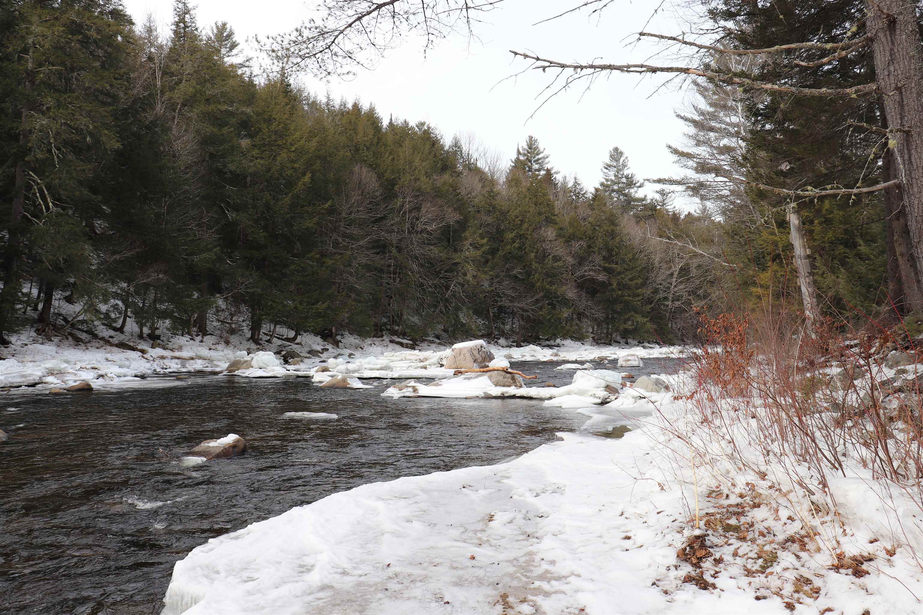 47 Wing Road Bethlehem, NH 03574 - Photo 6 of 20