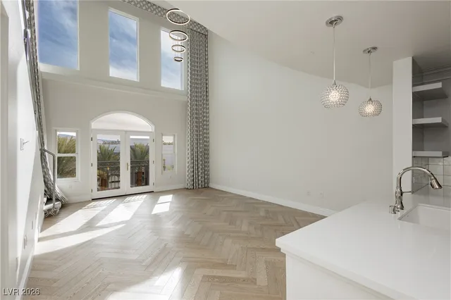 $3,700 | 2220 Village Walk Drive, Unit 3307, Henderson, NV 89052