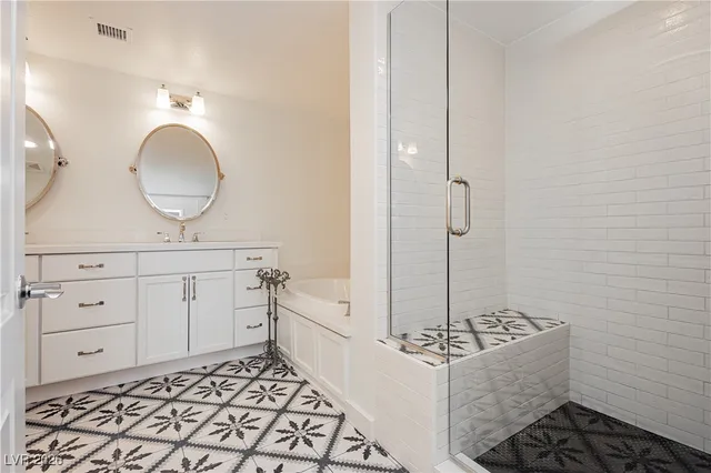 $3,700 | 2220 Village Walk Drive, Unit 3307, Henderson, NV 89052