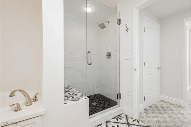 $3,700 | 2220 Village Walk Drive, Unit 3307, Henderson, NV 89052