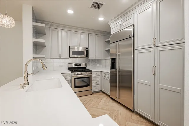 $3,700 | 2220 Village Walk Drive, Unit 3307, Henderson, NV 89052