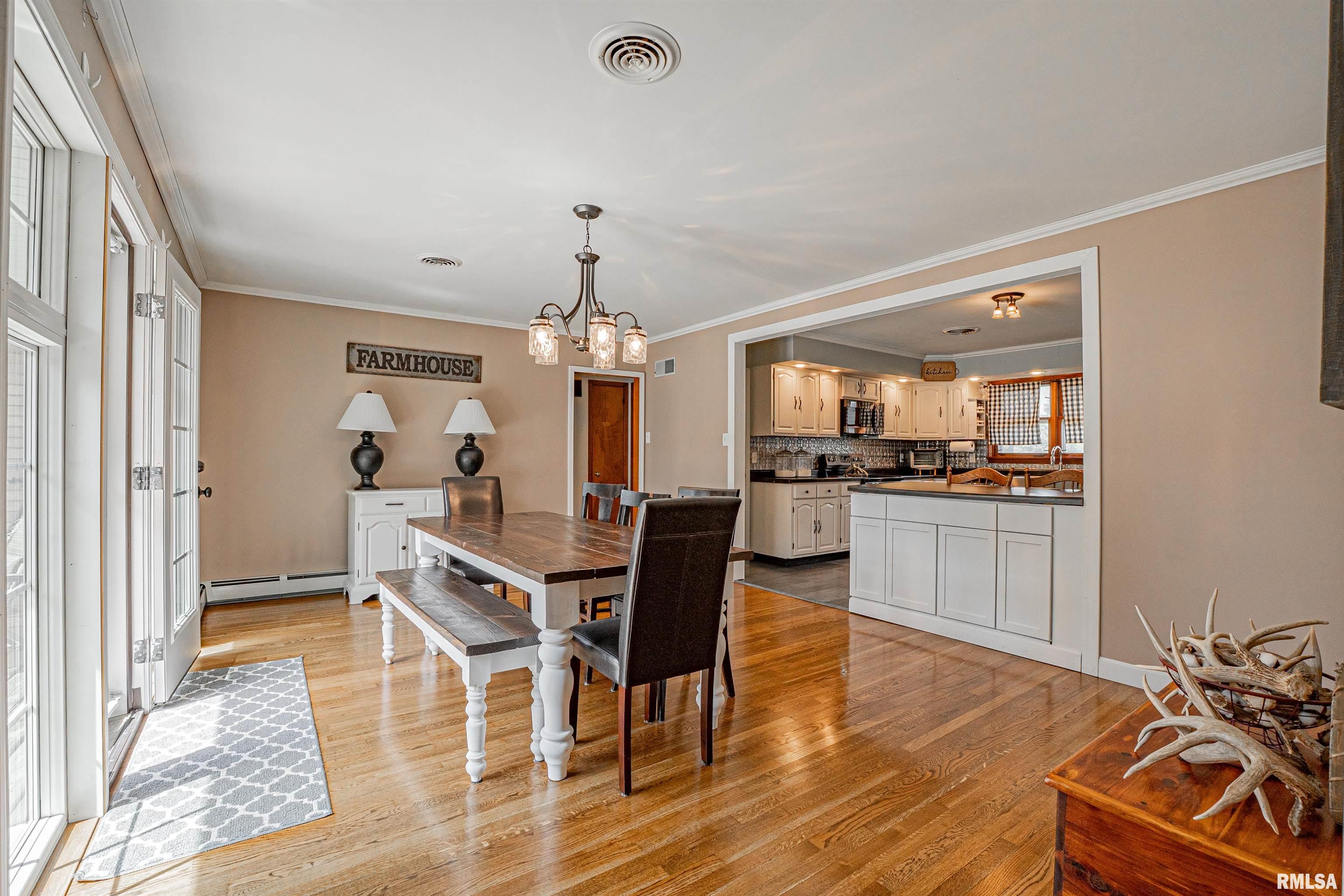 1346 Airport Road Lincoln, IL 62656 - Photo 7 of 38