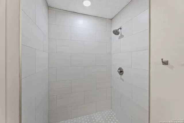 $1,450 | 14446 Woods Hole Drive, San Antonio, TX 78233