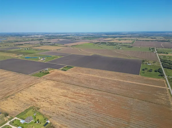 $1,199,000 | 16631 Baker Cr, Guy, TX 77444