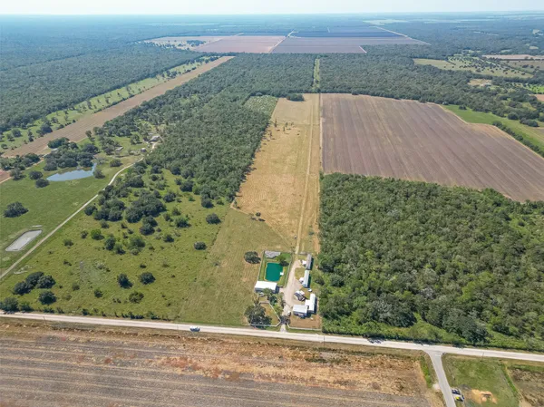 $1,199,000 | 16631 Baker Cr, Guy, TX 77444