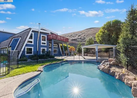 $2,500,000 | 1400 Lawrence Road, Danville, CA 94506