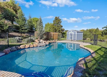 $2,500,000 | 1400 Lawrence Road, Danville, CA 94506