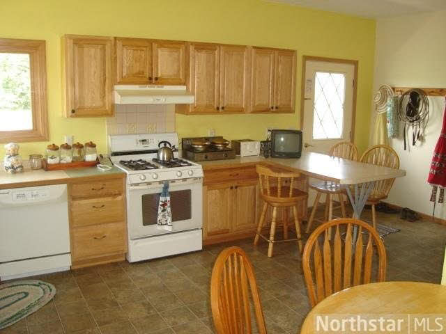 W8552 North Woodyard Road Shell Lake, WI 54871 - Photo 7 of 17