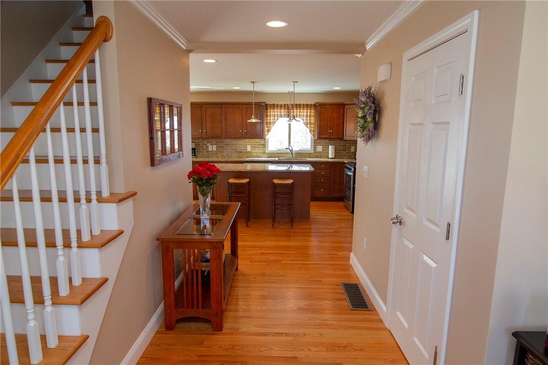 40 Randeau Passage Westerly, RI 02891 - Photo 5 of 31 Gallery Image 5