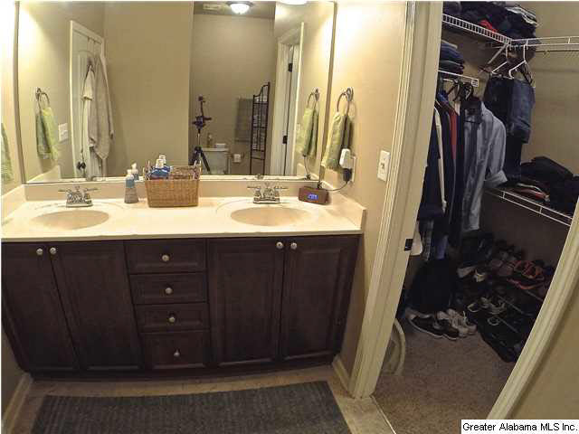 4319 Ridgemont Circle Birmingham, AL 35244 - Photo 16 of 32
