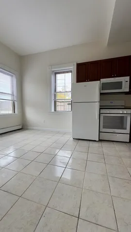 $2,195 | 99 Lembeck Avenue, Unit 4, Jersey City, NJ 07305