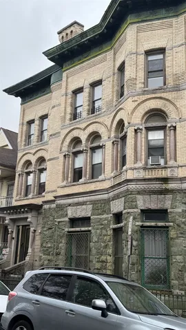 $2,195 | 99 Lembeck Avenue, Unit 4, Jersey City, NJ 07305