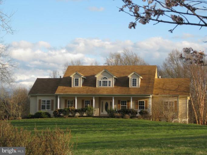 22156 Sam Fred Road Middleburg, VA 20117 - Photo 8 of 8 Exterior #5