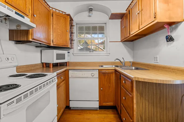 $235,000 | 1120 West Daniel Street, Champaign, IL 61821