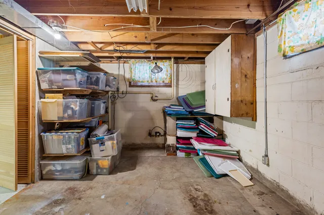 $235,000 | 1120 West Daniel Street, Champaign, IL 61821