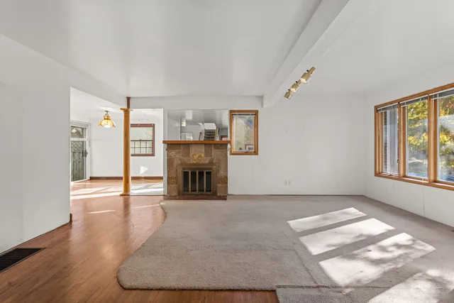 $235,000 | 1120 West Daniel Street, Champaign, IL 61821