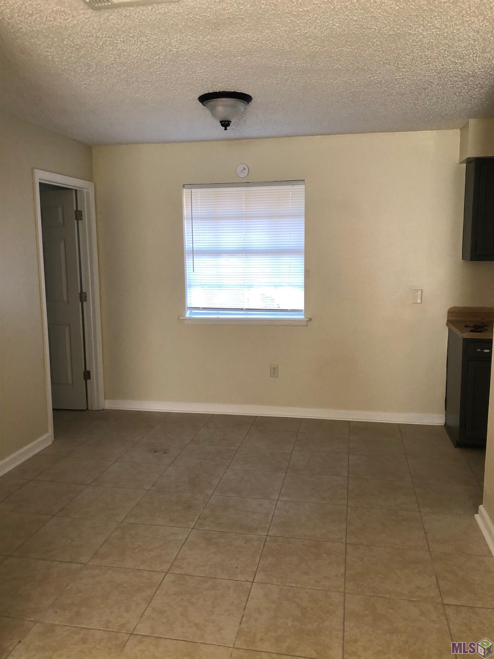 8944-46 GSRI Avenue Baton Rouge, LA 70810 - Photo 4 of 10 Gallery Image 4