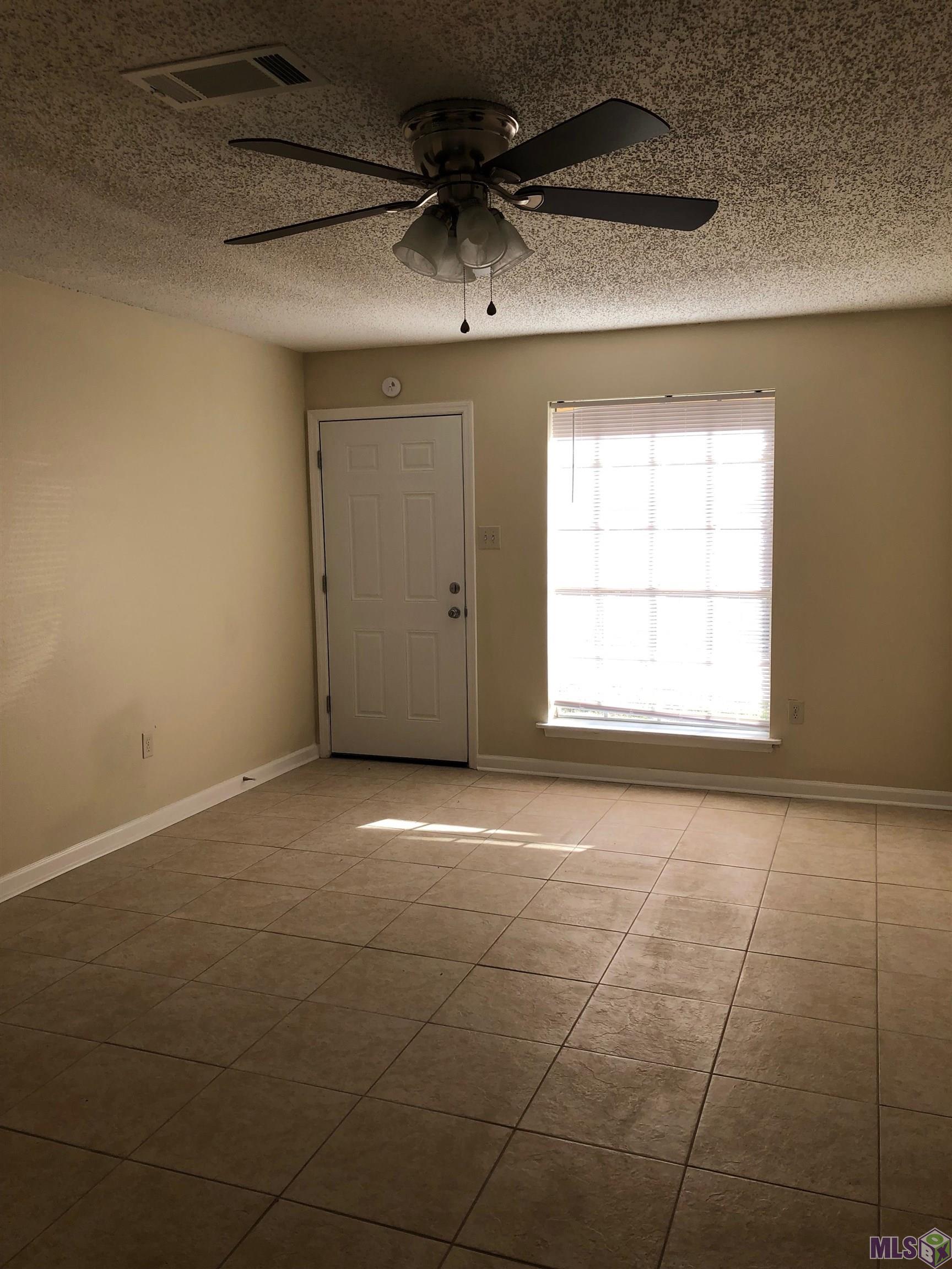 8944-46 GSRI Avenue Baton Rouge, LA 70810 - Photo 8 of 10 Gallery Image 8
