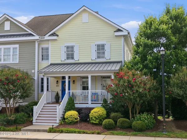 $639,000 | 203 South Academy Street, Washington, NC 27889