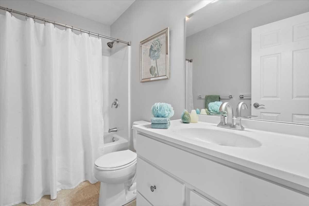 42 Phillips Road, Unit 5 Holden, MA 01520 - Photo 15 of 23 Gallery Image 15