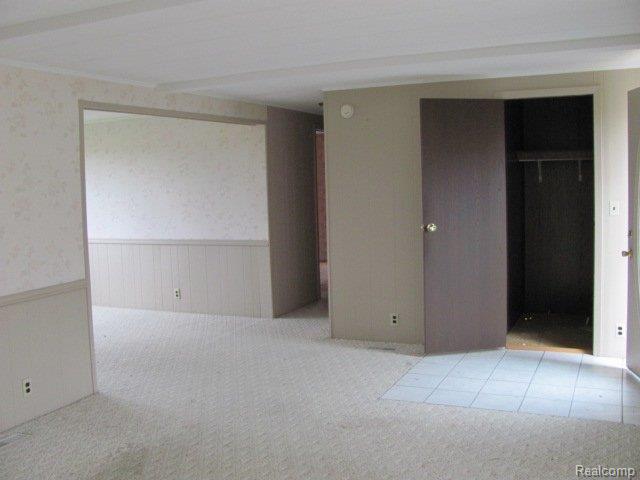 5412 East Dodge Road Mount Morris, MI 48458 - Photo 3 of 12 7 Living Room
