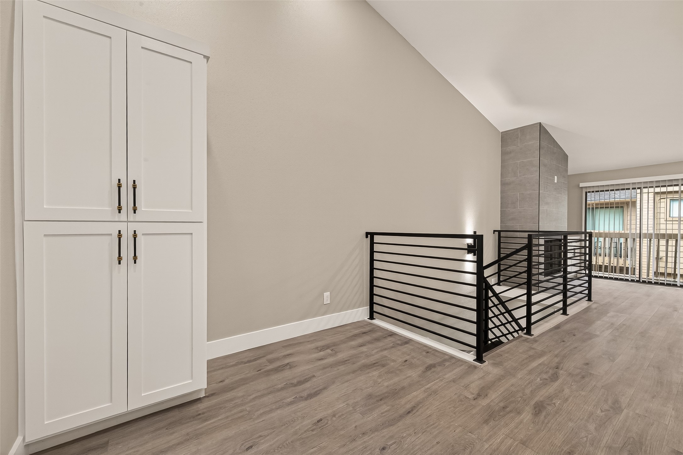 6750 Sands Point Drive Houston, TX 77074 - Photo 22 of 39 Dining/breakfast area.