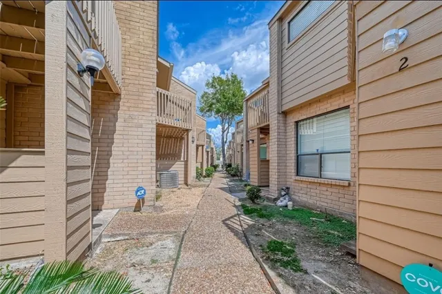 $169,900 | 6750 Sands Point Drive, Houston, TX 77074