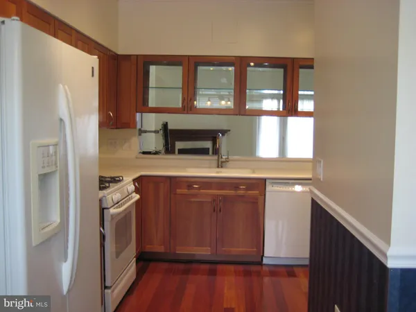 $2,800 | 7183 Fairfield Court, Alexandria, VA 22306