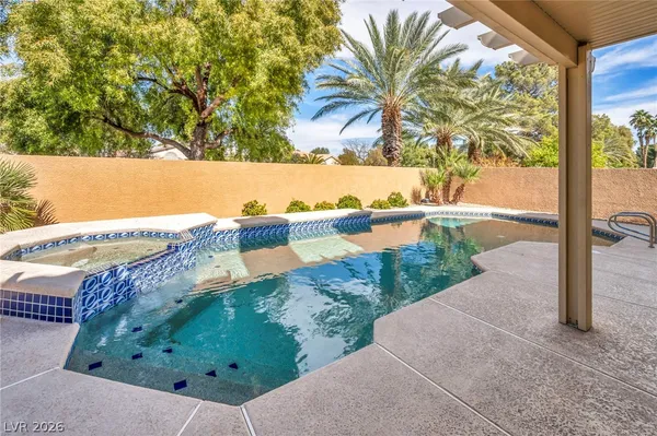 $2,995 | 2016 Silverton Drive, Henderson, NV 89074