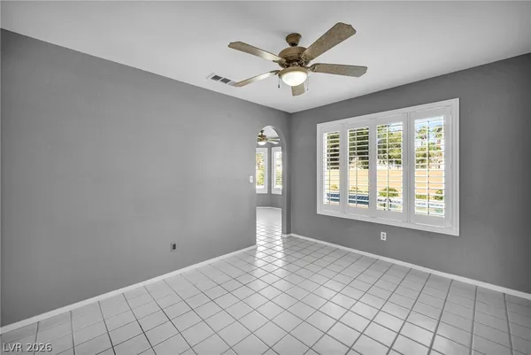 $2,995 | 2016 Silverton Drive, Henderson, NV 89074