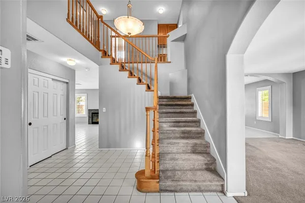 $2,995 | 2016 Silverton Drive, Henderson, NV 89074