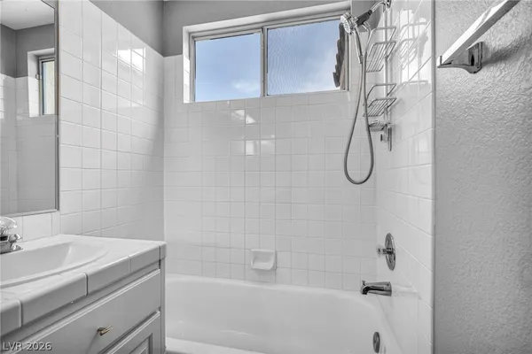 $2,995 | 2016 Silverton Drive, Henderson, NV 89074