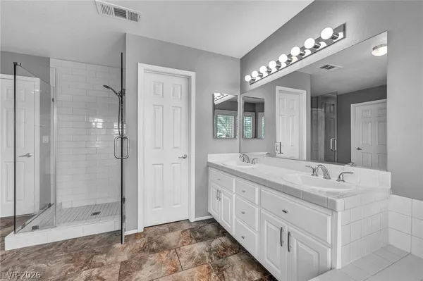 $2,995 | 2016 Silverton Drive, Henderson, NV 89074