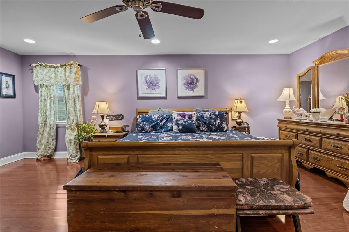 307 Crestview Drive Dickson, TN 37055 - Photo 16 of 61 a living room with furniture and a window